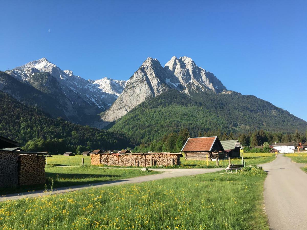 Вилла Ferienhaus Alpenperle Грайнау Экстерьер фото